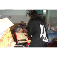Visita al Hogar de Ancianos